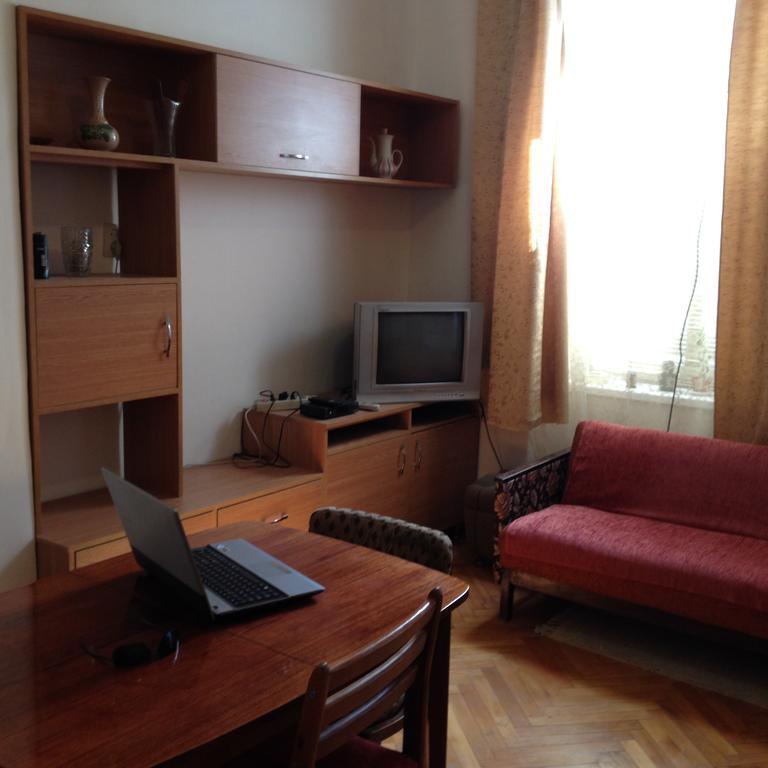 Apartment Downtown Mukacheve Luaran gambar